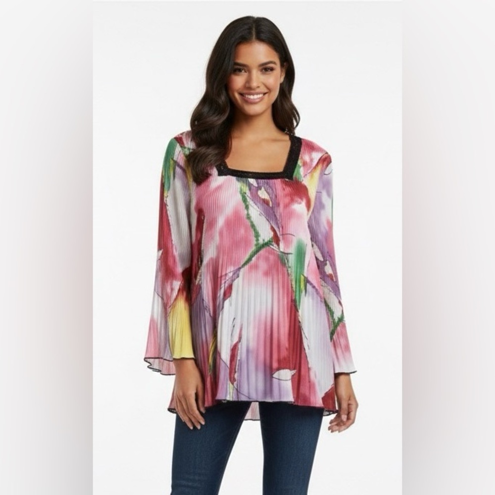 Nicola loosely pleated flare-sleeved, Square neck with beads, excellent shape, L